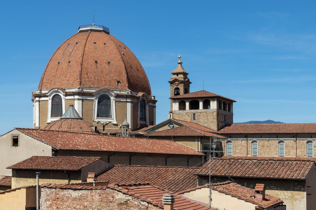 Damasco Penthouse With Terrace Near The Duomo *