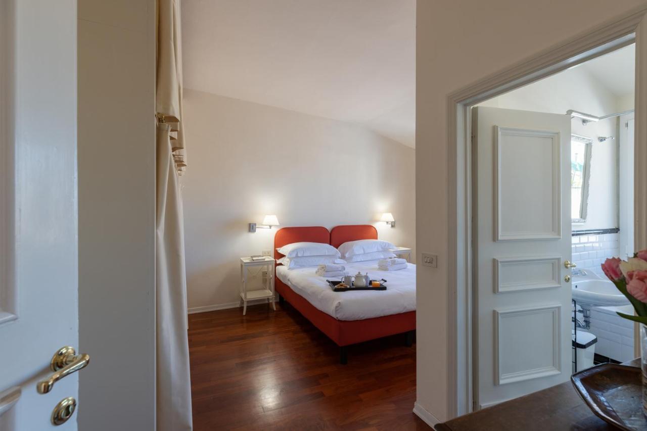 Damasco Penthouse With Terrace Near The Duomo * Florencia